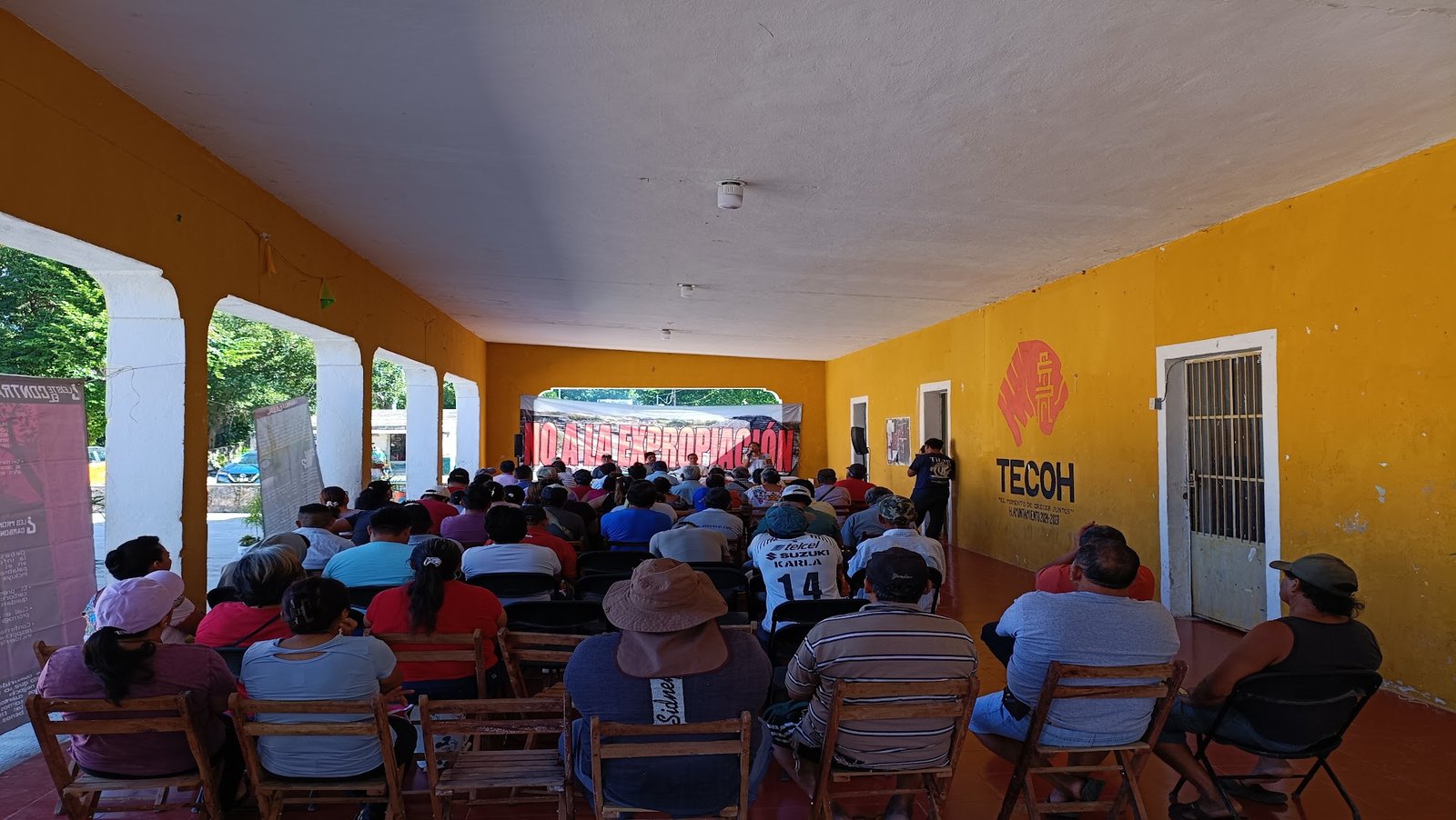 Asamblea comunitaria en Tecoh sobre la Ley Indígena